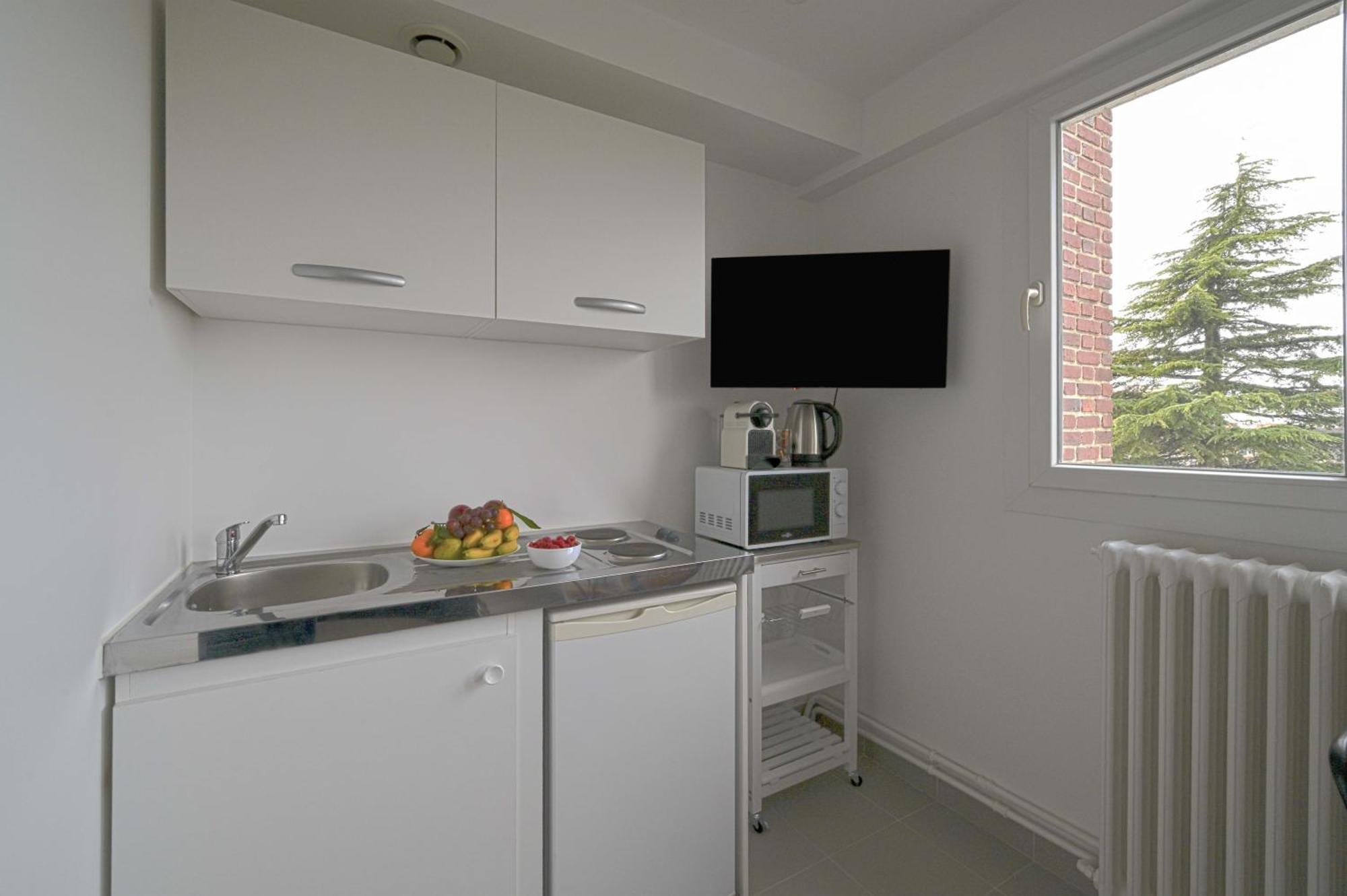 Modern Bright Apartment In Appart'Hotel Saint-Maur-des-Fossés Kültér fotó